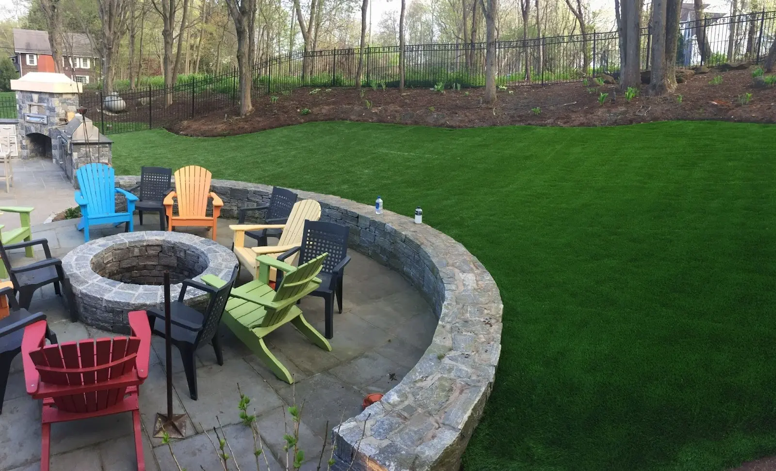 Residential artificial grass lawn installed by SYNLawn