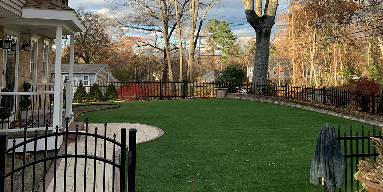 Artificial grass backyard lawn from New England Turf Store